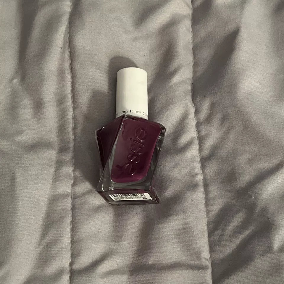 ESSIE NAILPOLISH esh gc : paisley the way Pack 72